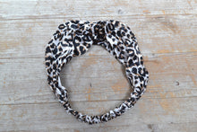 Load image into Gallery viewer, Vintage style head band