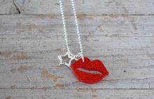 Load image into Gallery viewer, Acrylic Lip &amp; Star necklace