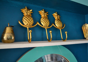 3 Pineapples Hook
