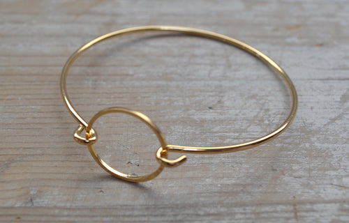 Circle cuff bracelet