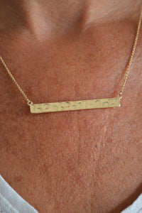 Beaten  Bar necklace