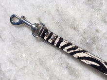 Load image into Gallery viewer, Leather Dog Leads