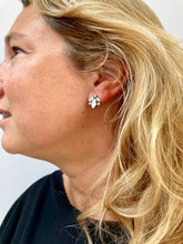 Load image into Gallery viewer, Crystal Cluster earring