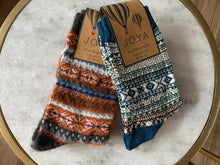 Load image into Gallery viewer, Men &amp; Women&#39;s Wool blend patterned socks